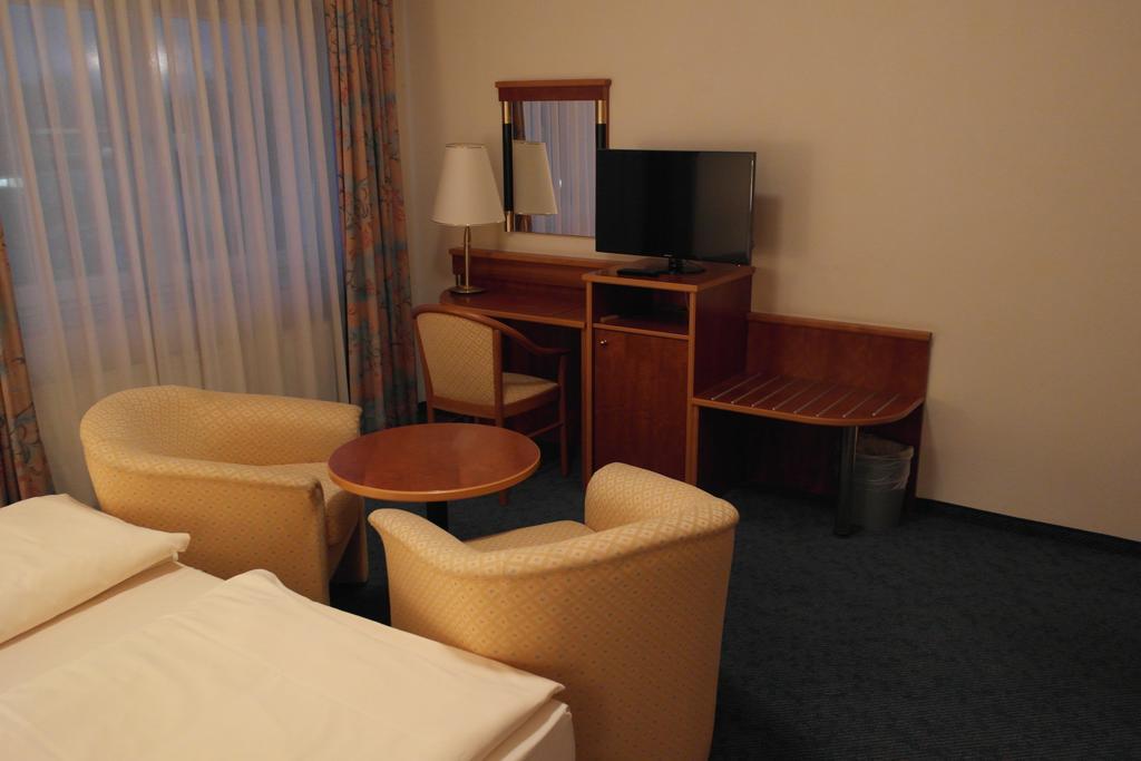 Hotel Jahnhaus Langenfeld  Chambre photo